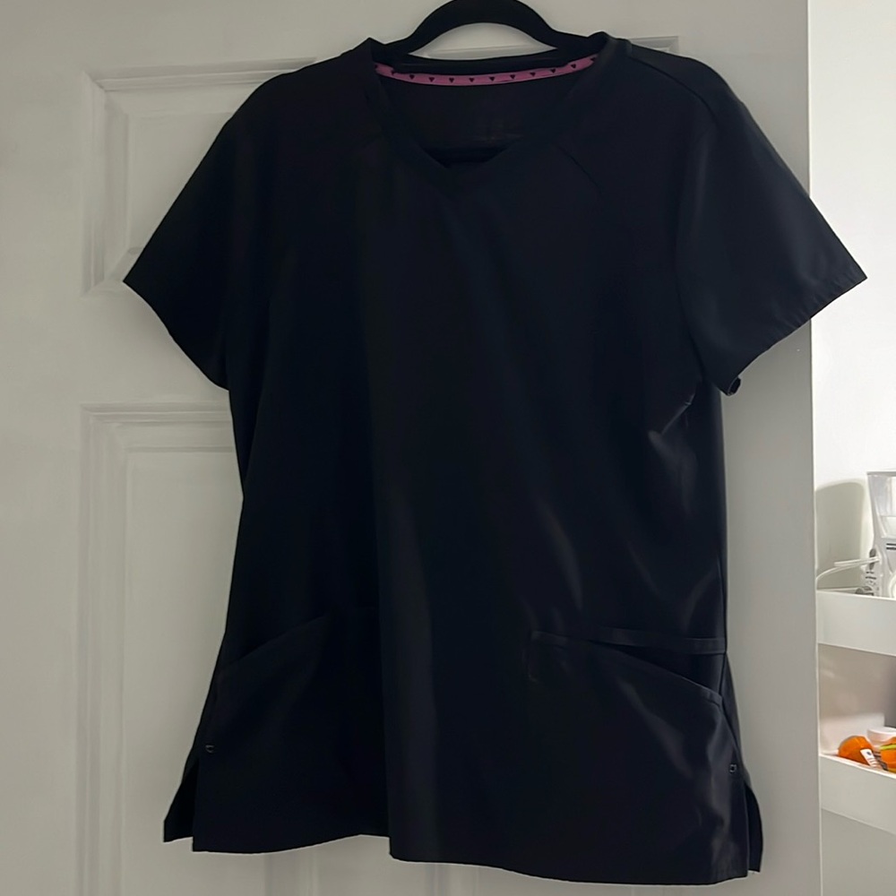 Lot 2 Heart and Soul scrub top. Black size L